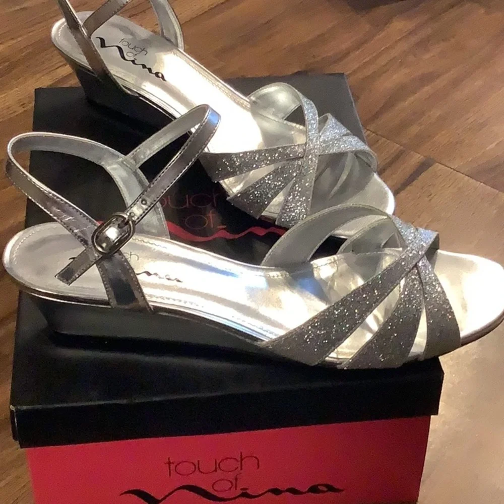 Glittery Silver Wedges - Picture 3 of 7